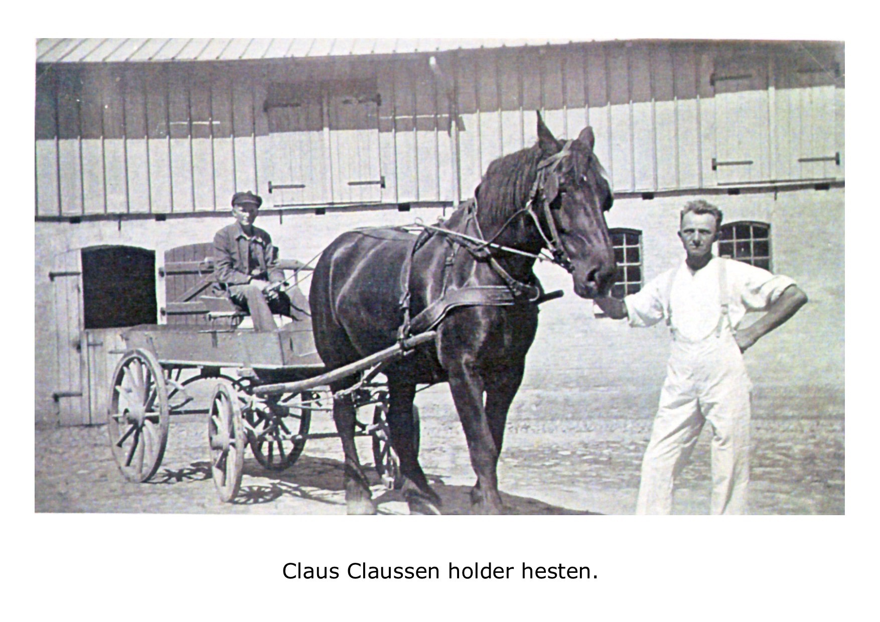 Claus laussen holder hest 