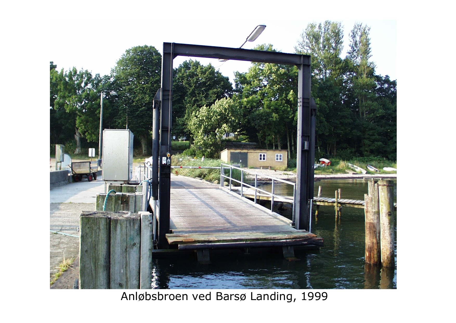 Anløbsbroen ved Barsølanding 1999 