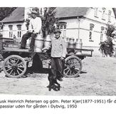 Mælkekusk Heinrich Petersen og Peter Kjer 1950 
