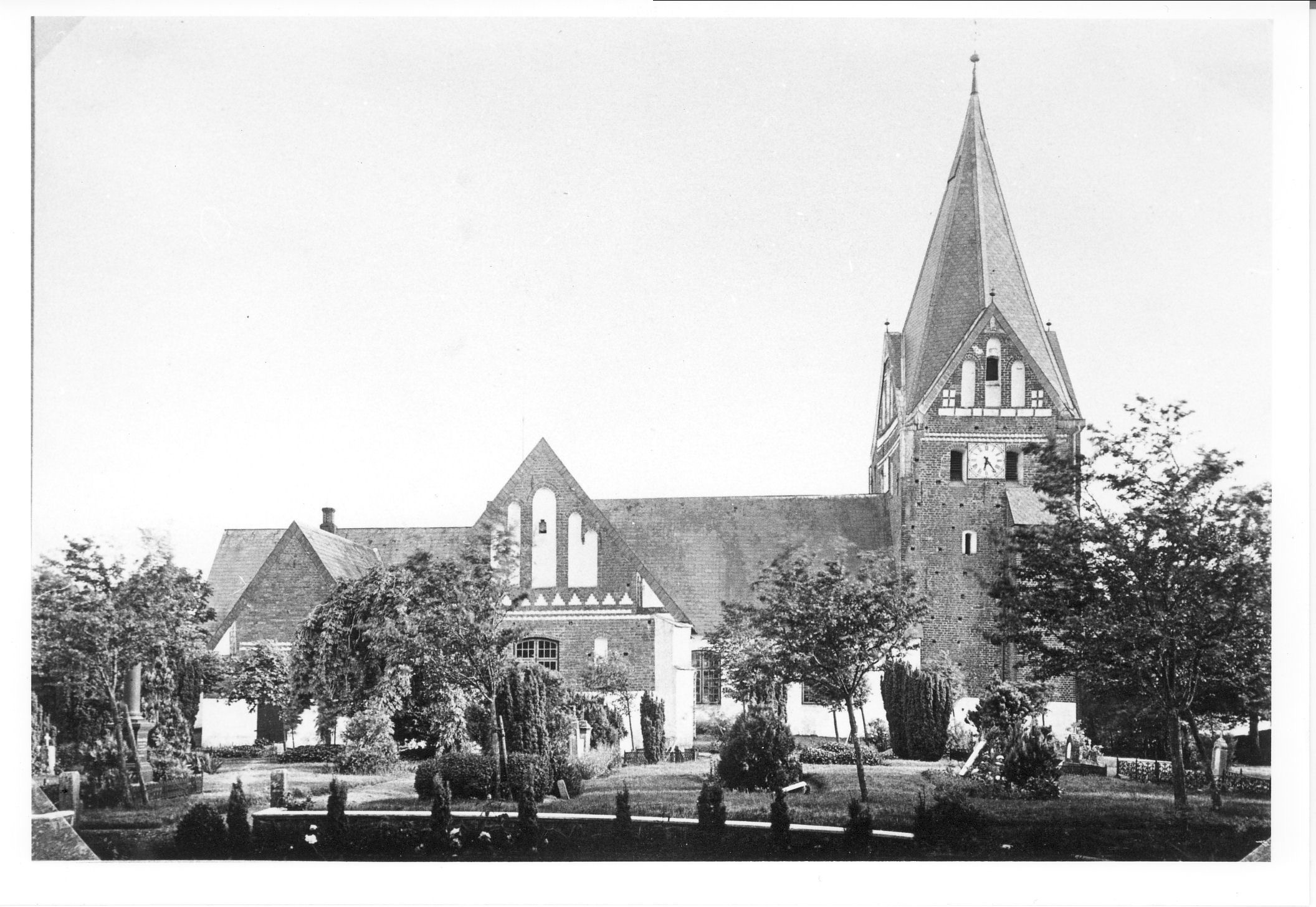 2003-3 Løjt Kirke Foto 1941
