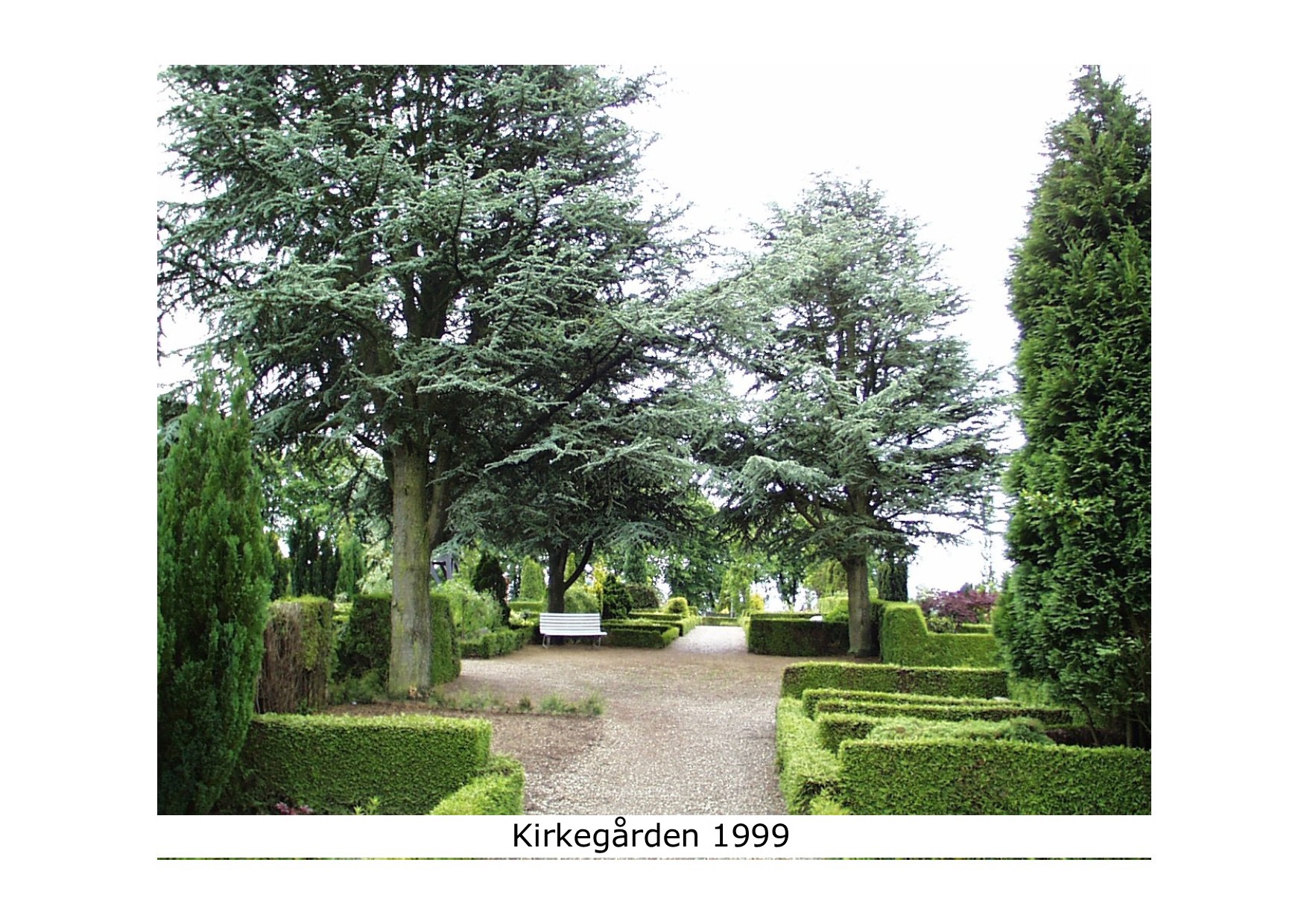Kirkegården, 1999 